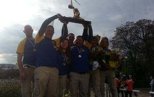 Chauny champion de France chez les hommes et 3ème chez les femmes au championnat de France Campagne par équipes.