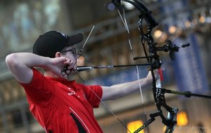 Renaud troisiéme au Europe Indoor